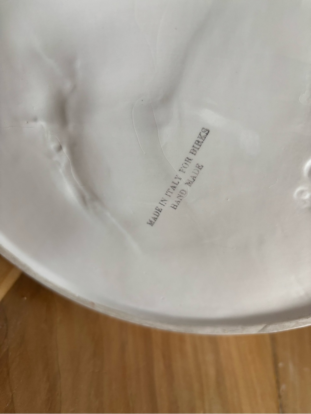 Italian Ceramic Cache Pot with raised pattern - Picture 8 of 12